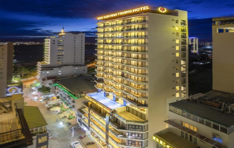 RED SUN HOTEL NHA TRANG 4 SAO - DELUXE WITH BALCONY CITY VIEW