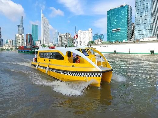 Ngắm cảnh Sài Gòn trên sông bằng Water Bus - Cục Du lịch Quốc Gia Việt Nam